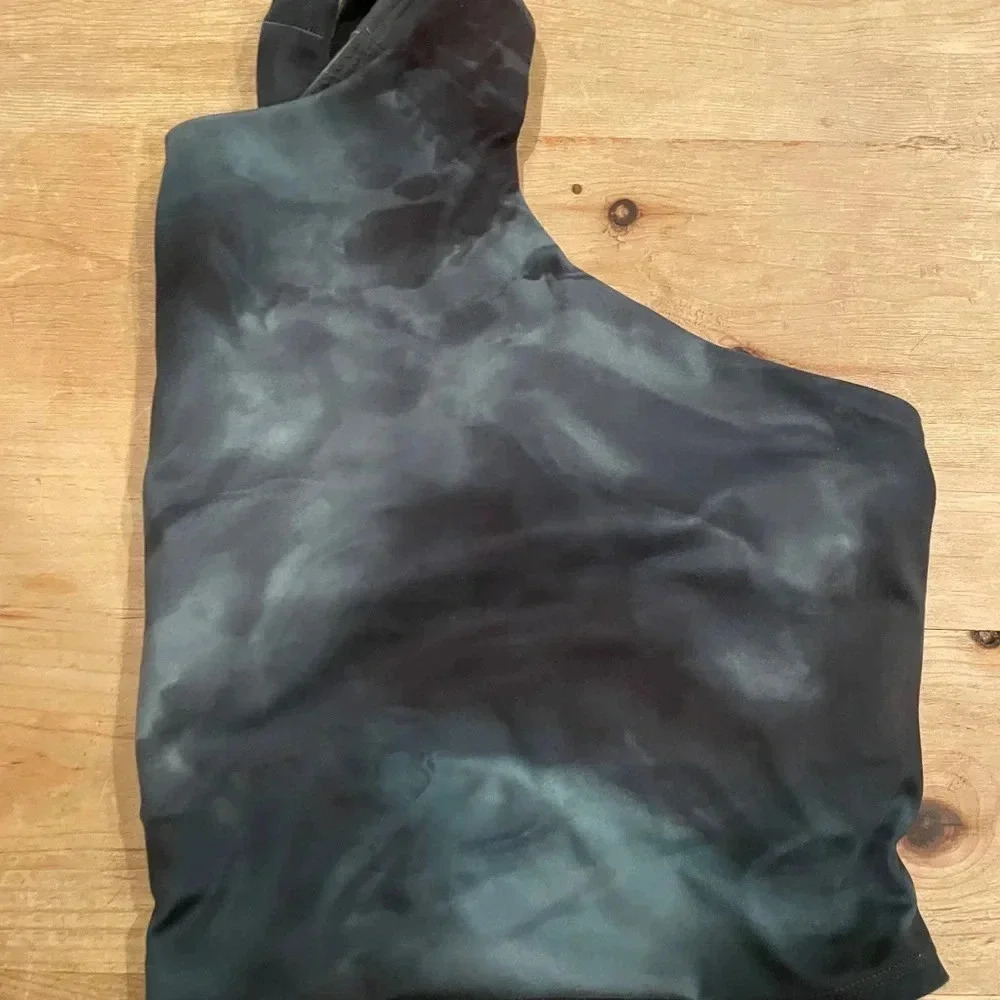 Athleta Womens tie dye sports bra size 3X Athletic Athleisure Camo Gorpcore
